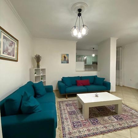 Chlo Apartment 3 Tiranë Eksteriør bilde