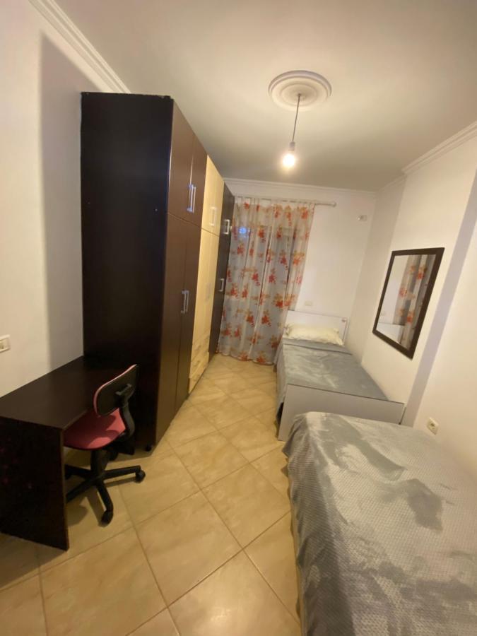 Chlo Apartment 3 Tiranë Eksteriør bilde